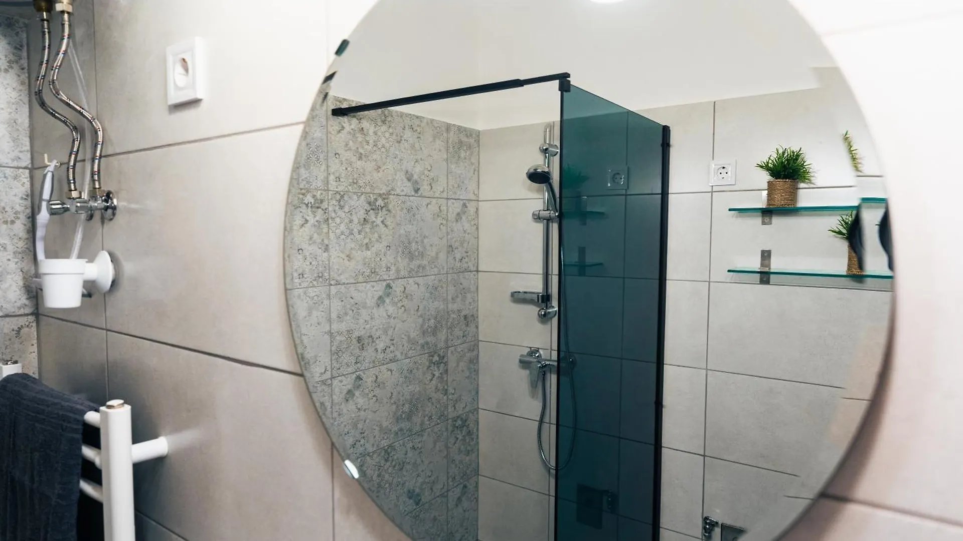 Seventh Heaven 2 Apartment Budapest Hungary